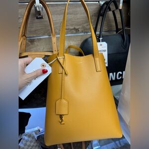 Wow Saint Laurent north south leather neutral shoulder Bag